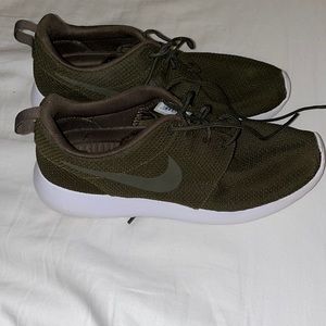 Olive Nike Roshes